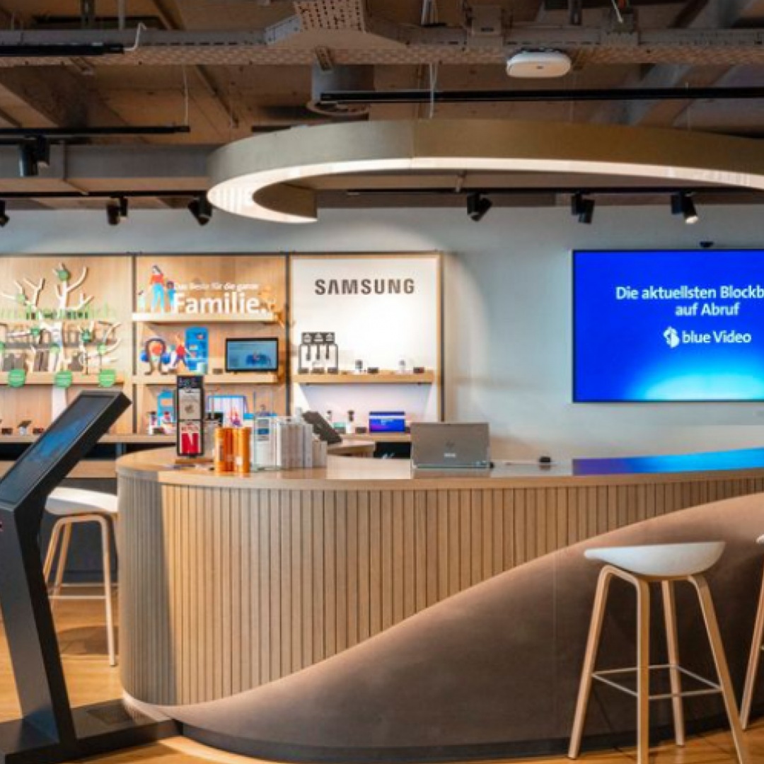 Entri in un negozio Swisscom e registrano le tue conversazioni e movimenti con l'IA