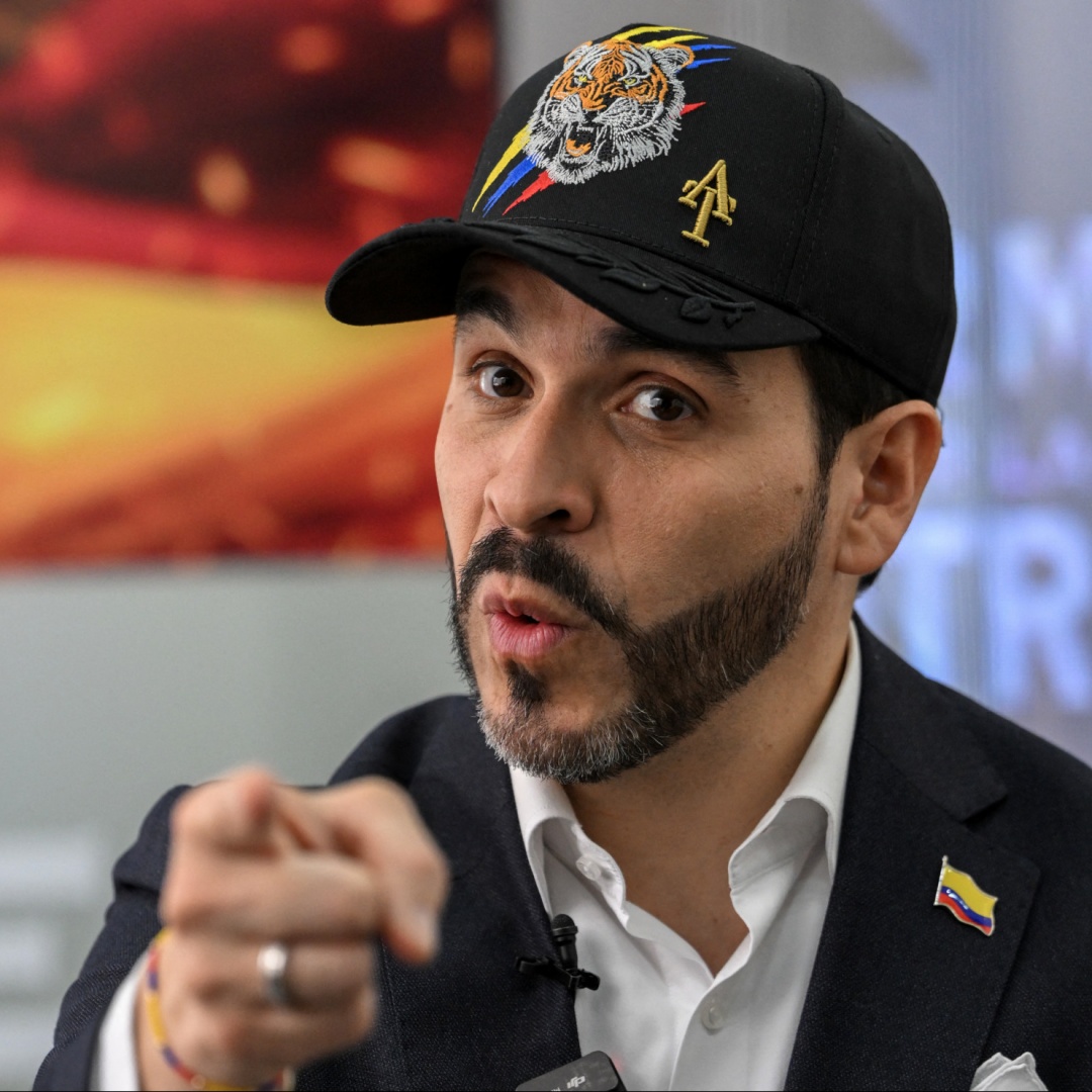 De la Espriella confermato presidente dopo lo scrutinio