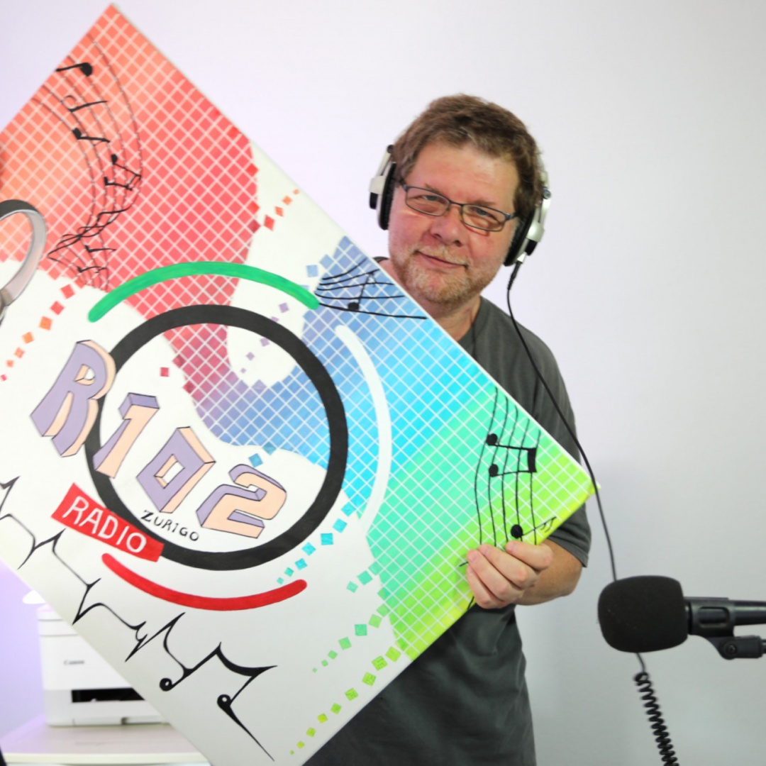 Da Zurigo a Chiasso per inseguire un sogno. «Ho lasciato tutto per una radio»