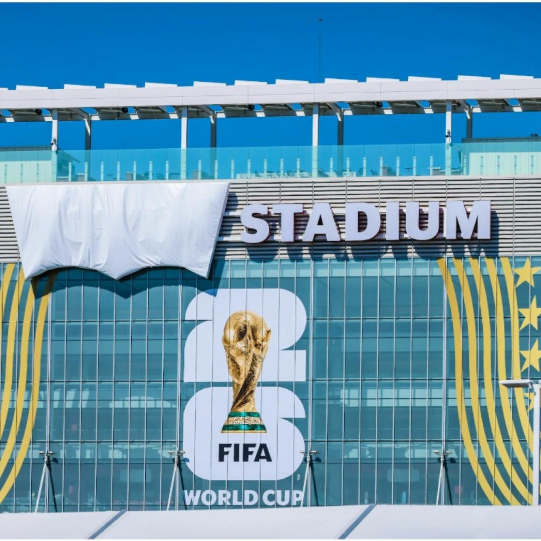 Quando la FIFA cancella gli sponsor degli stadi