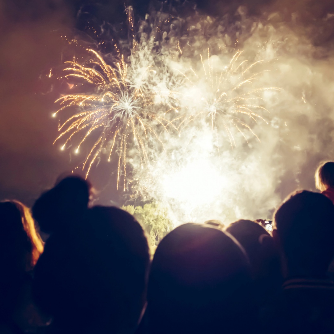 Samedan vieta i fuochi d'artificio rumorosi