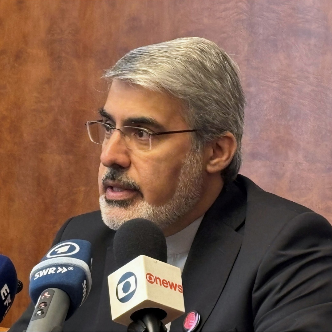 L'Iran smentisce Vance: nessun accordo sugli ispettori nucleari