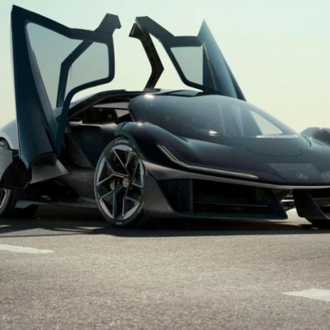 Lotus vira sull’ibrido: ecco il ritorno della Esprit