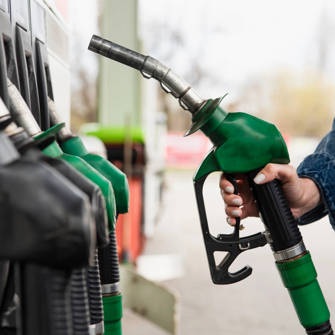 Carburanti: prezzi a rischio per le vacanze estive