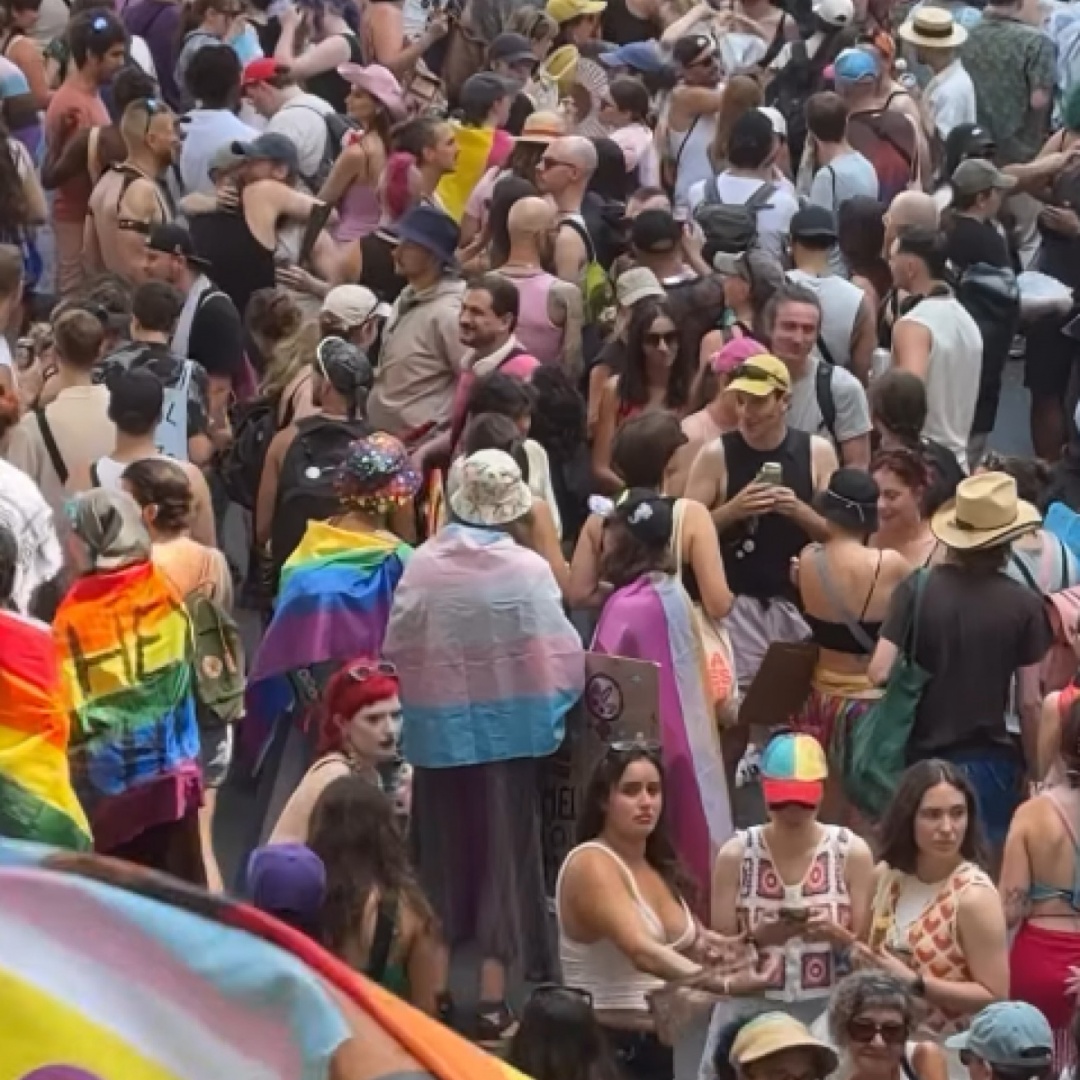 Migliaia di persone al Pride della Svizzera romanda