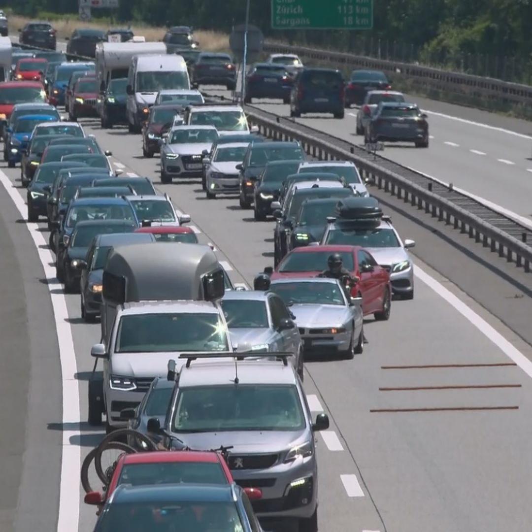 Temperature estreme, crepe sull’A13: intervento urgente e code