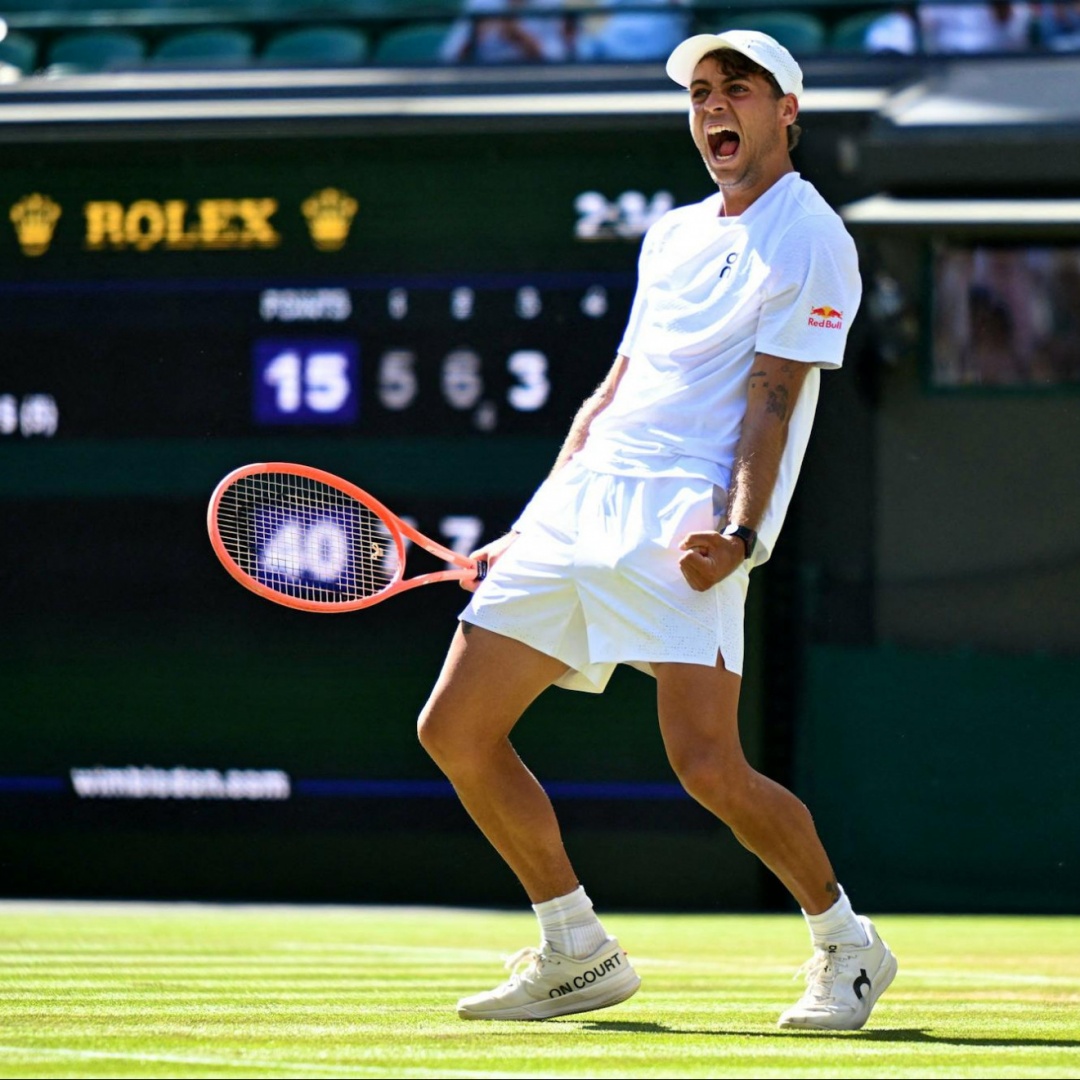 Cobolli elimina De Minaur e vola ai quarti a Wimbledon