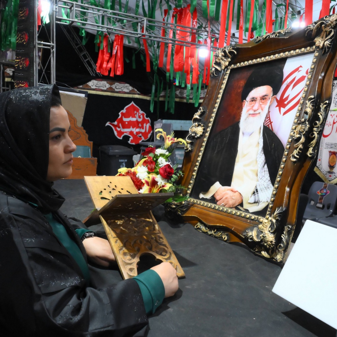 A Teheran la gente critica i costi per il funerale di Khamenei
