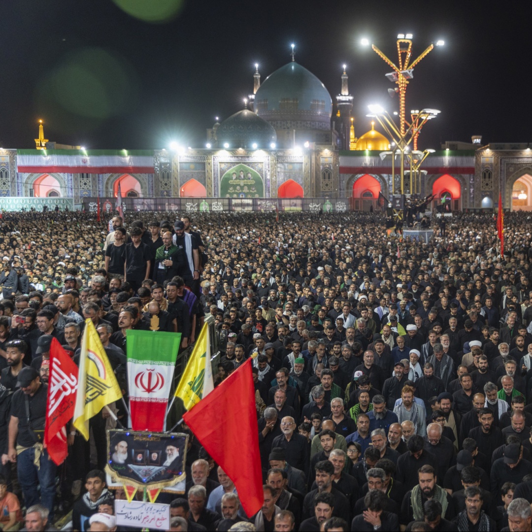 In «oltre 40 milioni» per l'addio a Khamenei