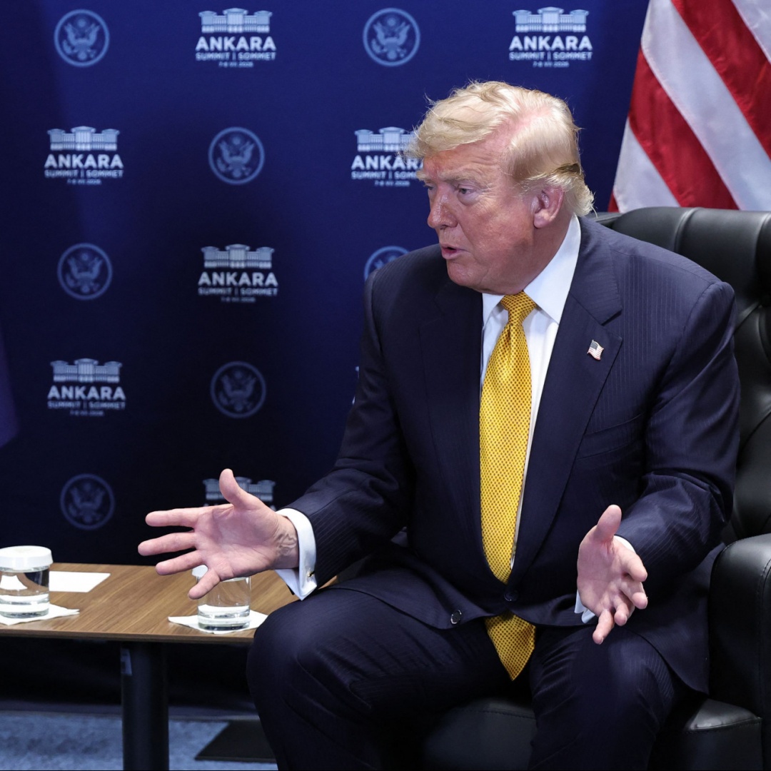 Trump: «Sono molto arrabbiato con la Nato. Iran malato e bugiardo»