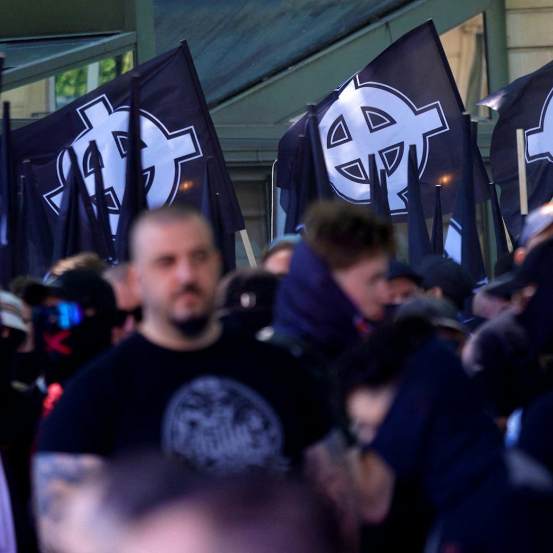 Riunione di neonazisti annullata all'ultimo minuto