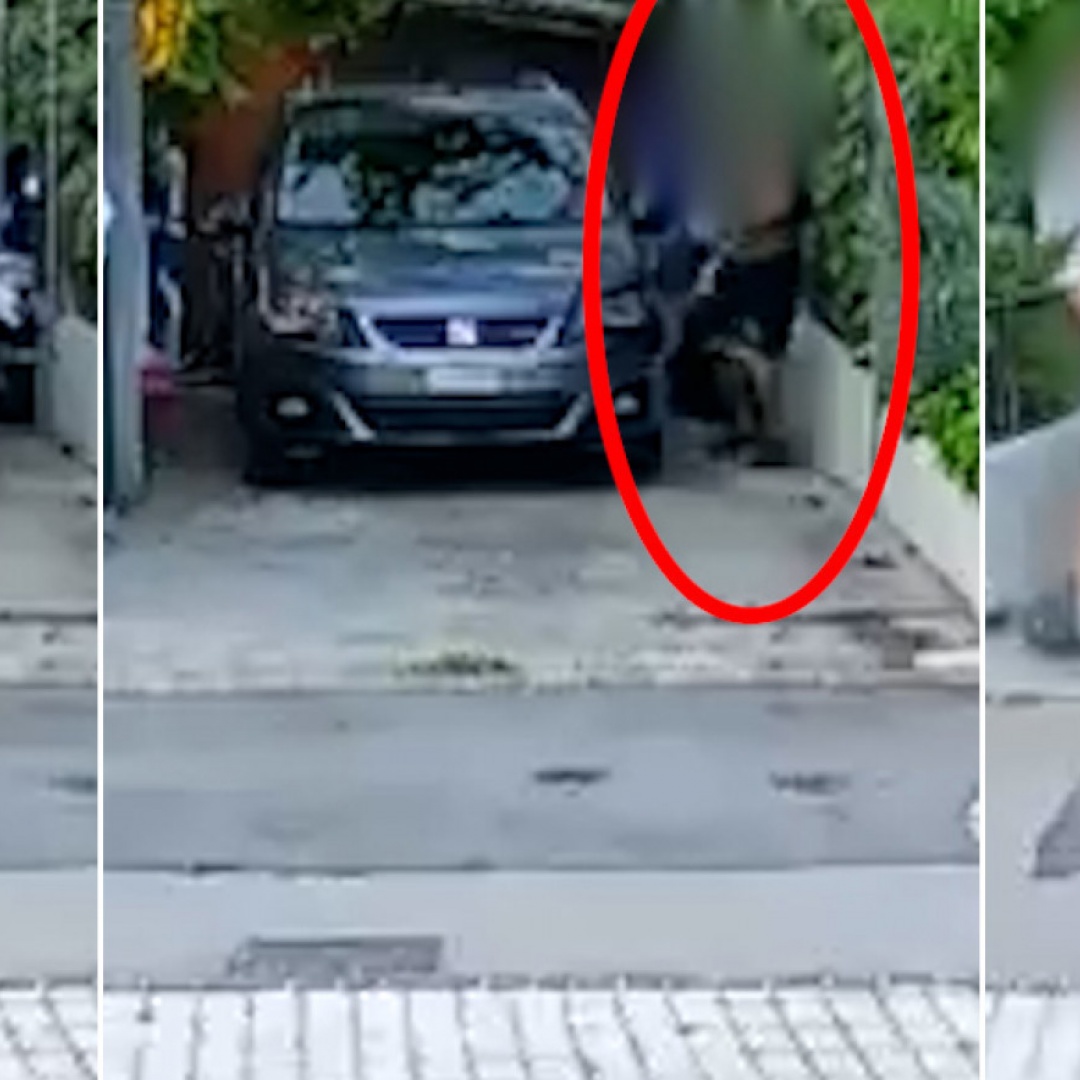 Si aggira tra le auto in sosta per controllare se sono aperte: allarme nel quartiere
