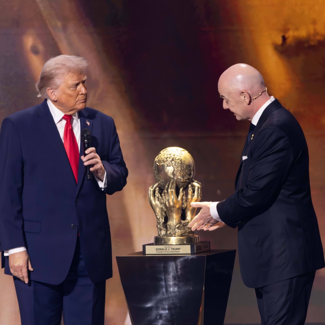 «È un'assoluta vergogna!»: tutti scioccati dalla telefonata di Trump a Infantino