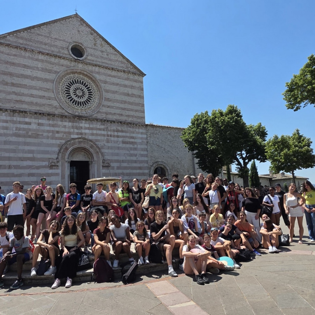 Giovani in cammino tra Assisi e San Marino: l’esperienza della Colonia al Mare