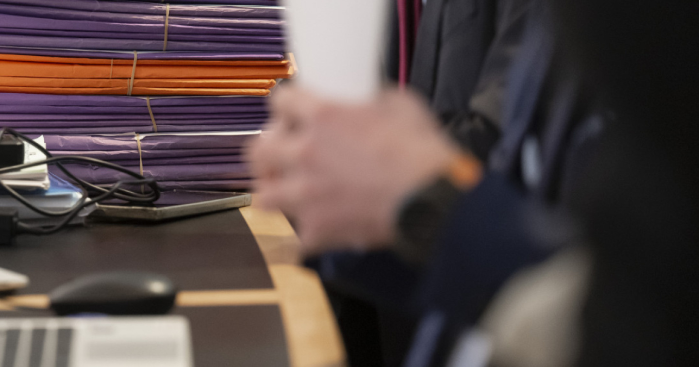 Troppi atti nei cassetti, ecco la proposta per svuotarli