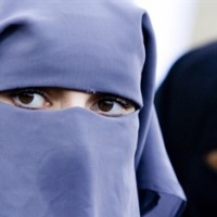 Il Belgio dice no al burqa