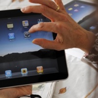 Io docente e studente in classe con l'Ipad