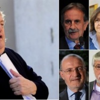 Il mondo politico stretto attorno a Bignasca