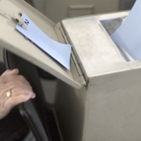 Oggi si vota a livello federale su tre temi