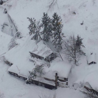 Hotel Rigopiano: «Un'enorme colata di detriti». 35 persone all'interno