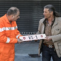 La targa "VS 1" è diventata un "monumento" di protesta