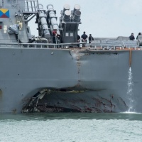 Nave Usa urta tanker: 10 dispersi