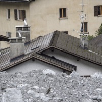 Accesso agli abitanti e strada riaperta da giovedì