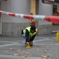 Giovane accoltellato in centro