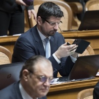 Buttet si è dimesso