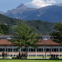Choc e sgomento questa mattina sui banchi di scuola