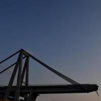 «Mi scuso profondamente. Un nuovo ponte entro otto mesi»