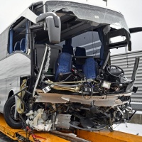 Incidente sull’A3: 51 persone a bordo. Gravi i due conducenti
