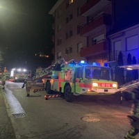 Fiamme nelle cantine, evacuate 15 famiglie