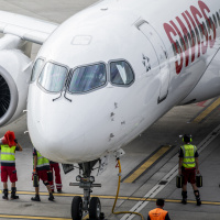 Prendere l'aereo per fare 150 km? «È un'assurdità ecologica ed economica»