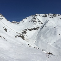 Valanga: la pista nera resta chiusa. Vietato sorvolare l'area