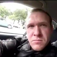 Il killer: «Mi ispiro a Breivik». I vicini: «Un giovane educato che ha girato il mondo»