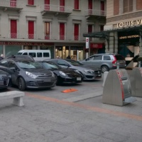 «Dopo la croce, risolviamo il problema delle auto?»