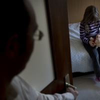 Abusi: parla una vicina di casa