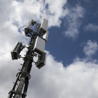 Il 5G è più pericoloso del sole?