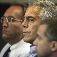 Il miliardario Epstein in carcere per molestie a minori