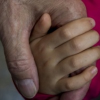 Reati sessuali su due minorenni, doppio rinvio a giudizio