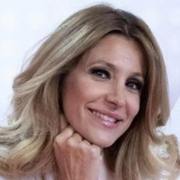 Adriana Volpe ancora contro Magalli: «Ecco perché gli stavo antipatica»