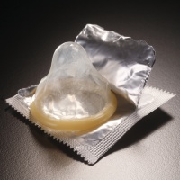Sfilarsi il profilattico non è stupro: il giudice lo assolve