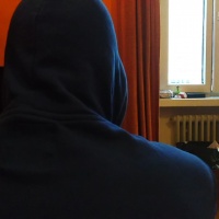 La testimonianza: «Qui dentro è un manicomio»