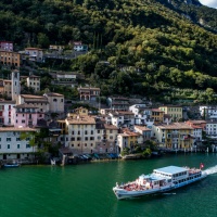 Settanta firme per i parcheggi
