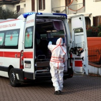 C'è una terza vittima del coronavirus. Un contagio a Milano