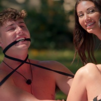 In “Too Hot to Handle” se vuoi vincere devi tenere gli ormoni a freno