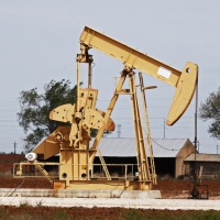 Petrolio: c'è l'accordo per ridurre la produzione