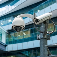Videosorvegliati per non uscire di casa
