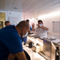 Gli applausi da soli non bastano